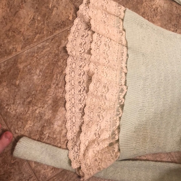 Sweater - Picture 3 of 3